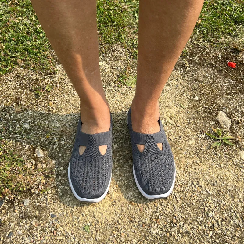 נעליים אורטופדיות – נוחות לרגליים רגישות 